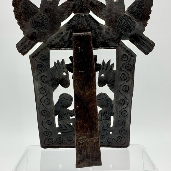 Gorgeous Handmade Nativity Scene! - Picture 5 of 5